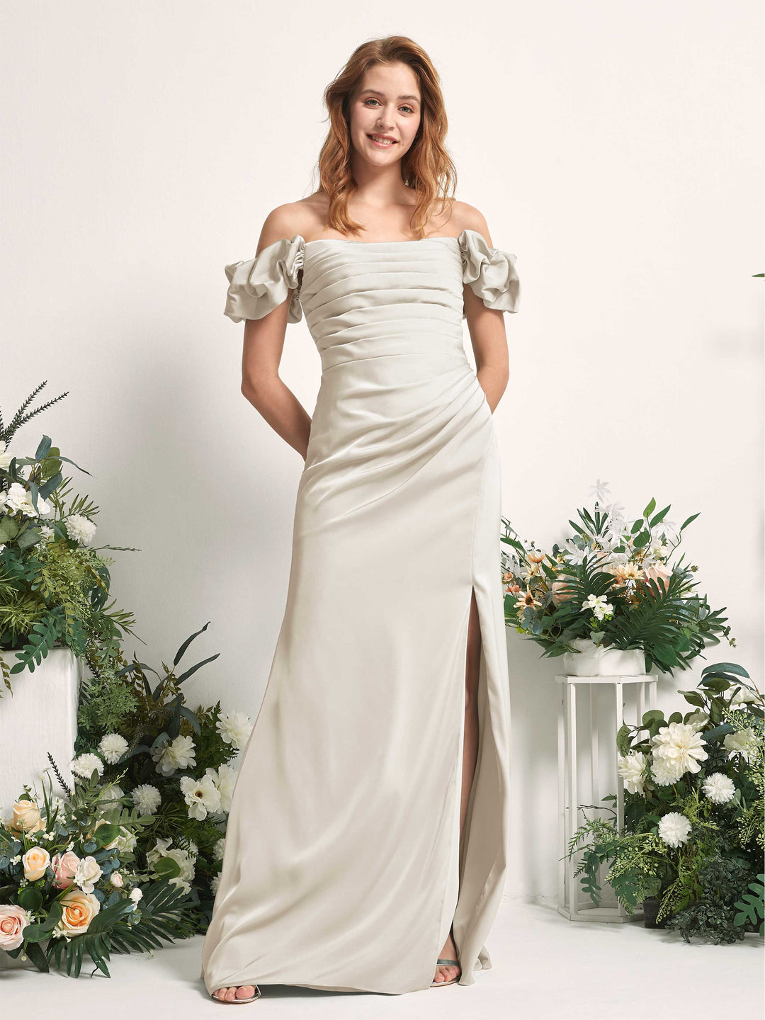 Carlyna Etui Bodenlang Carmen Ausschnitt Brautjungfernkleid Champagner 