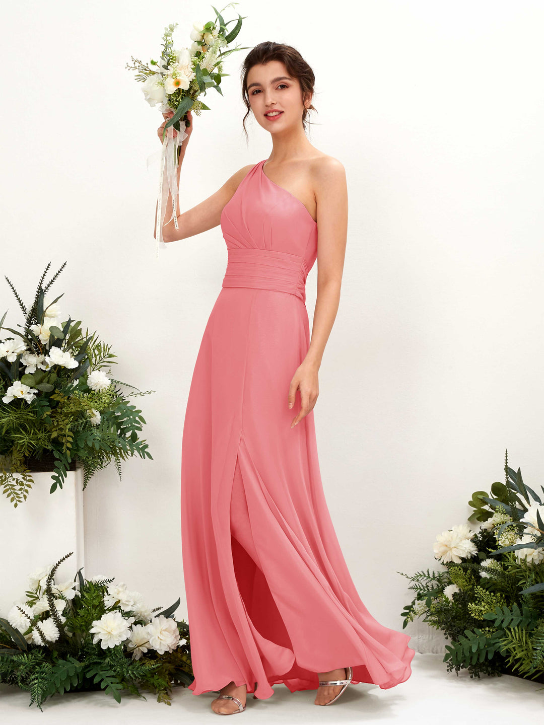 Carlyna Etui Bodenlanges One-Shoulder Kleid mit Beinschlitz Chiffon Brautjungfernkleider Korallenrosa 