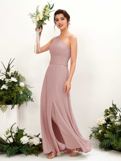 Carlyna Etui Bodenlanges One-Shoulder Kleid mit Beinschlitz Chiffon Brautjungfernkleider Staubige Rose #farbe_staubige-rose