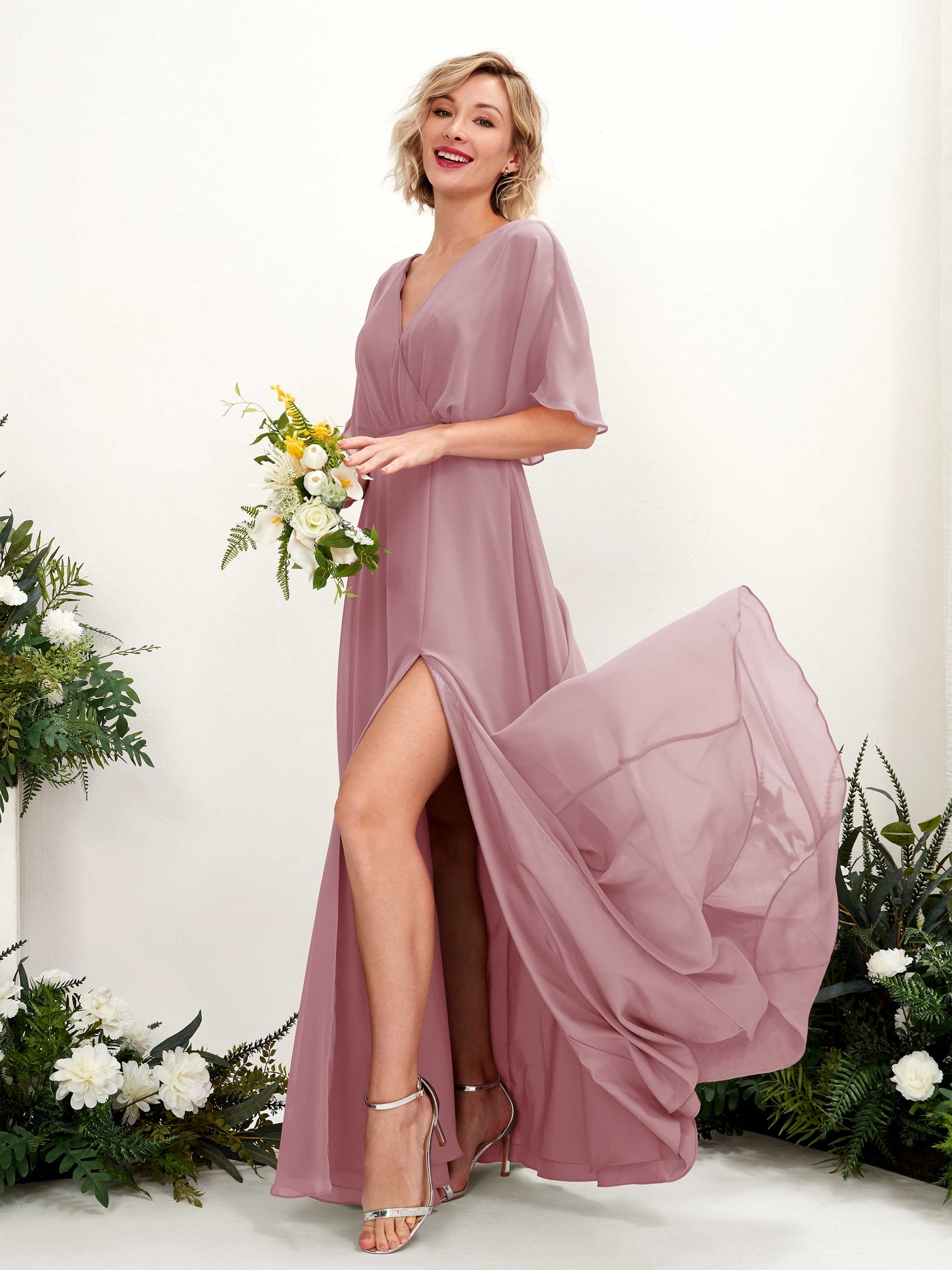 Carlyna Etui V-Ausschnitt Kurzarm Brautjungfernkleid Bodenlang Klassisch Mauve #farbe_klassisch-mauve