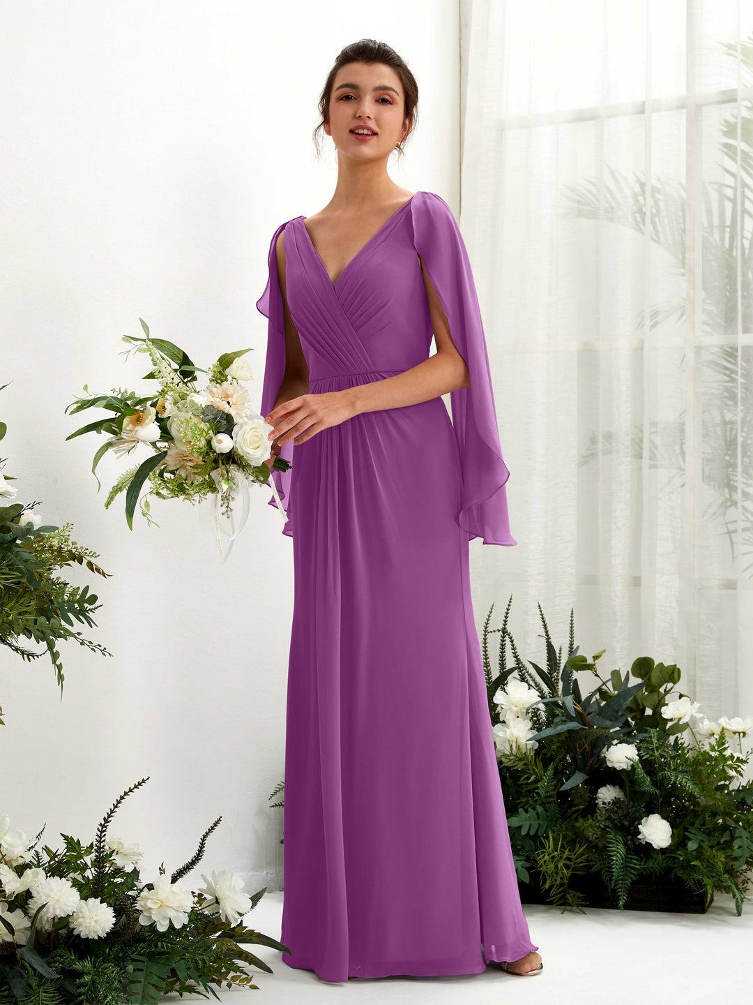 Carlyna Etui V-Ausschnitt Umhang-Ärmel Chiffon Brautjungfernkleid Lila 