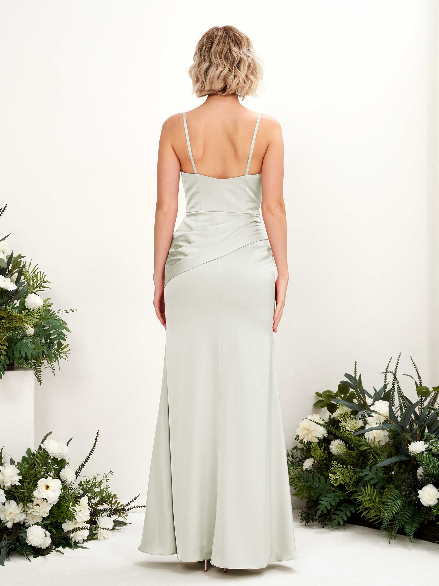 Carlyna Meerjungfrau Linie Brautjungfernkleider V-Ausschnitt Satin Bodenlang Elfenbein #farbe_elfenbein