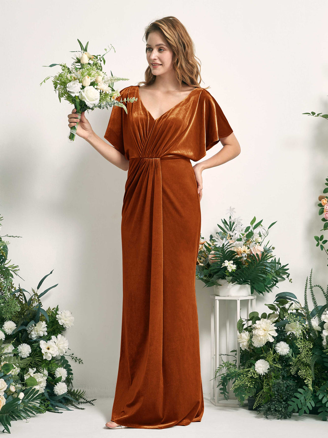 Carlyna Meerjungfrau-Linie gerüschter V-Ausschnitt Flatterärmel Bodenlanges Samtkleid Burant-Orange 