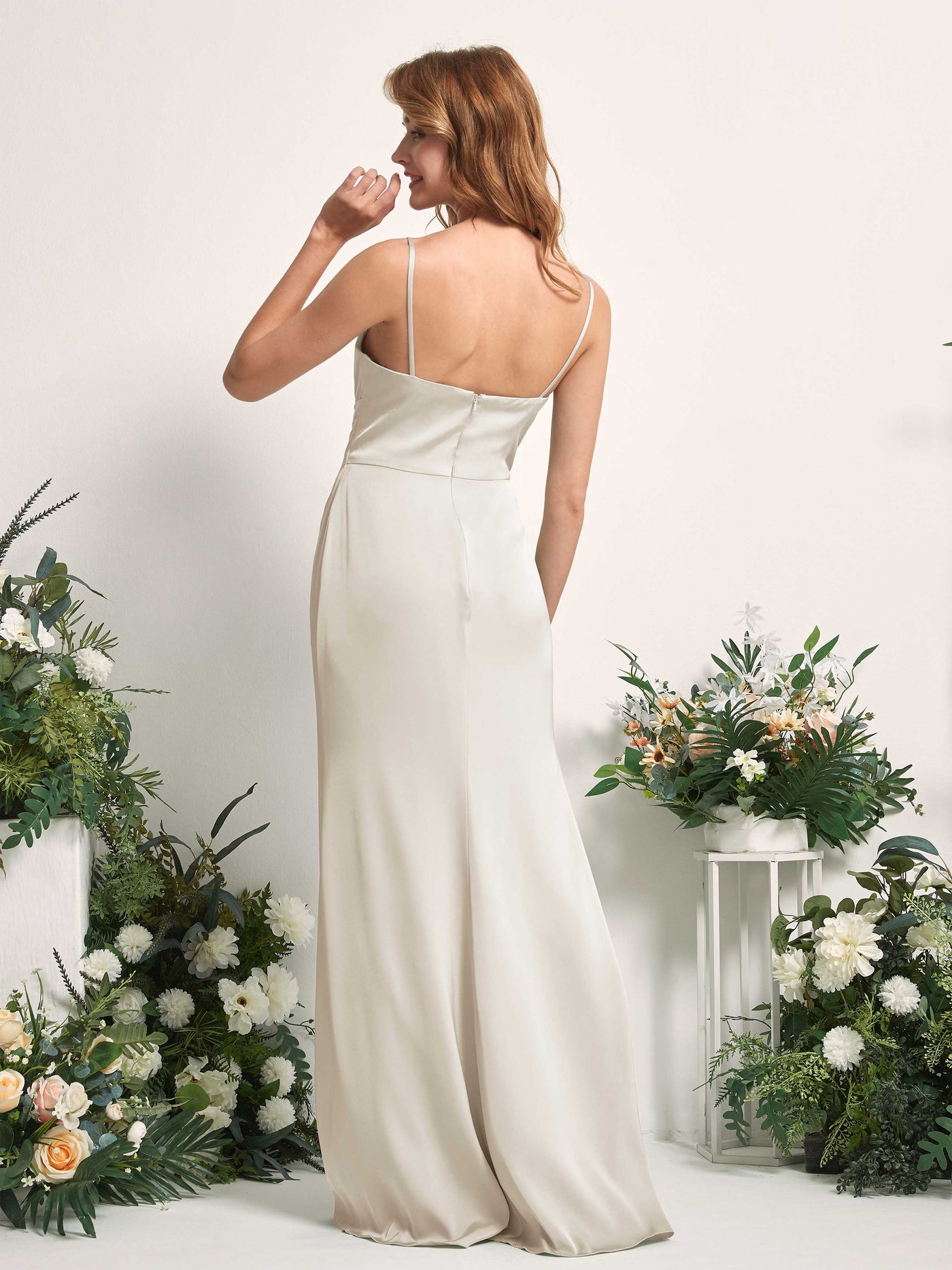 Carlyna Meerjungfrau-Linie V-Ausschnitt Bodenlang Satin Kleid für Brautjungfern Champagner #farbe_champagner