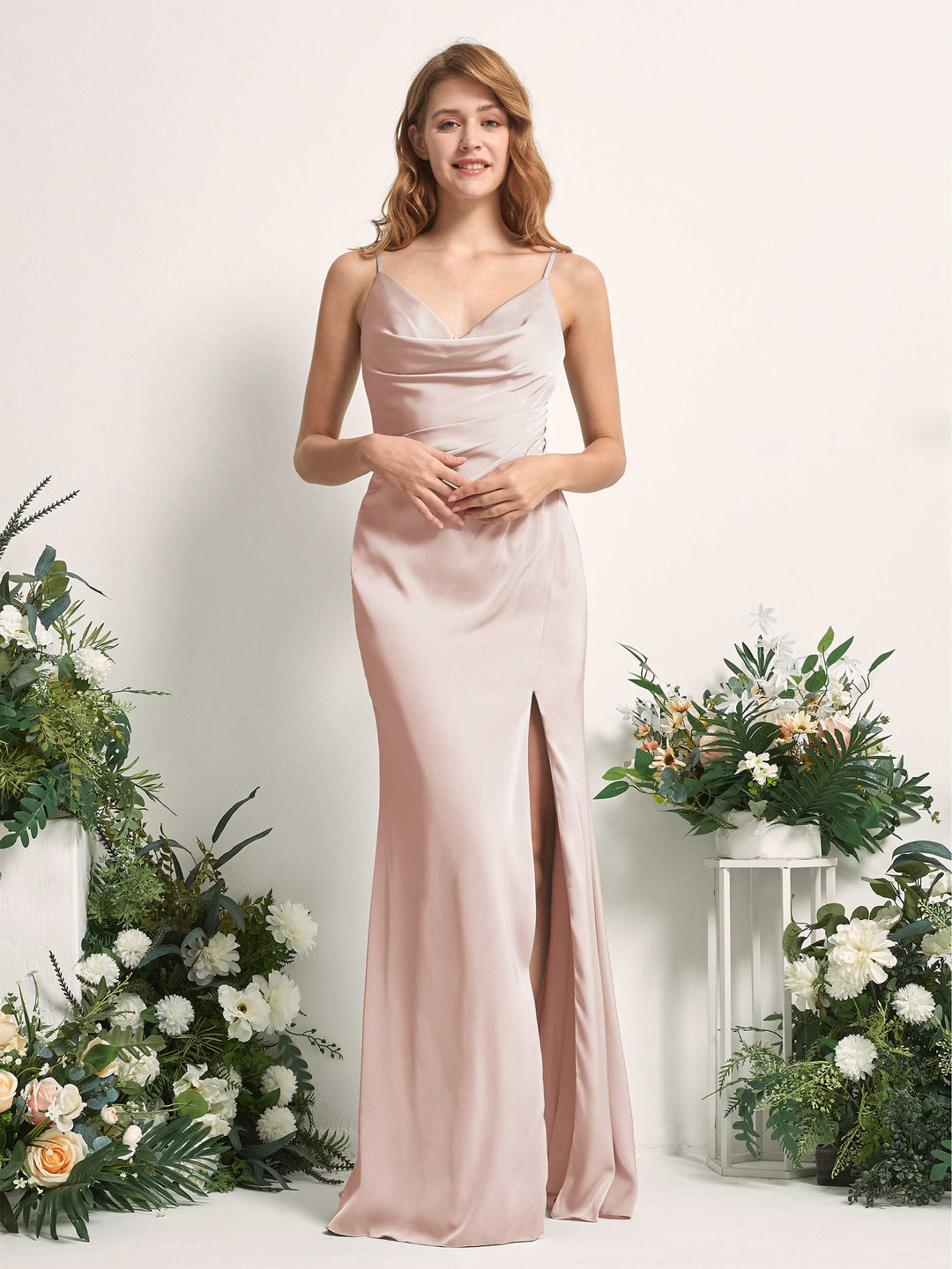 Carlyna Meerjungfrau-Linie V-Ausschnitt Bodenlang Satin Kleid für Brautjungfern Perlrosa 