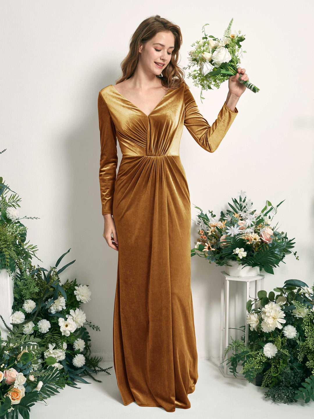 Carlyna Meerjungfrau-Linie V-Ausschnitt Langarm Gerafftes Maxikleid Poliertes Gold 