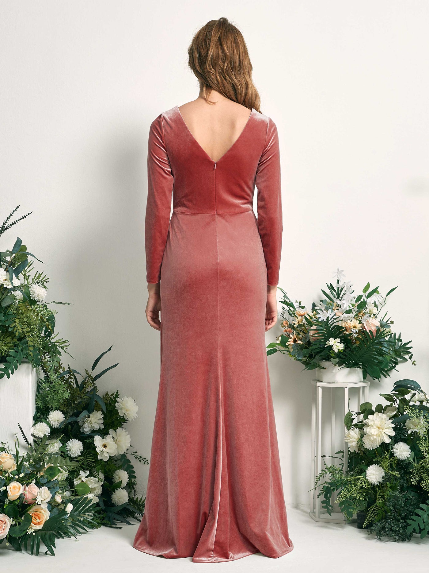 Carlyna Meerjungfrau-Linie V-Ausschnitt Langarm Gerafftes Maxikleid Staubige Rose #farbe_staubige-rose