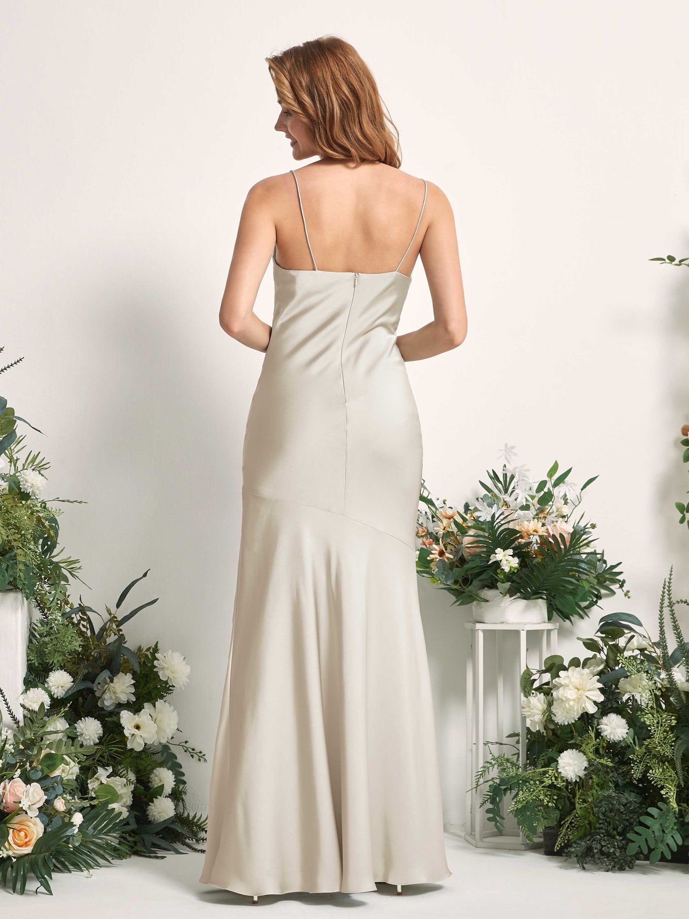 Carlyna Meerjungfrau-Linie wasserfall Bodenlang Beinschlitz Satin Brautjungfernkleider Champagner #farbe_champagner