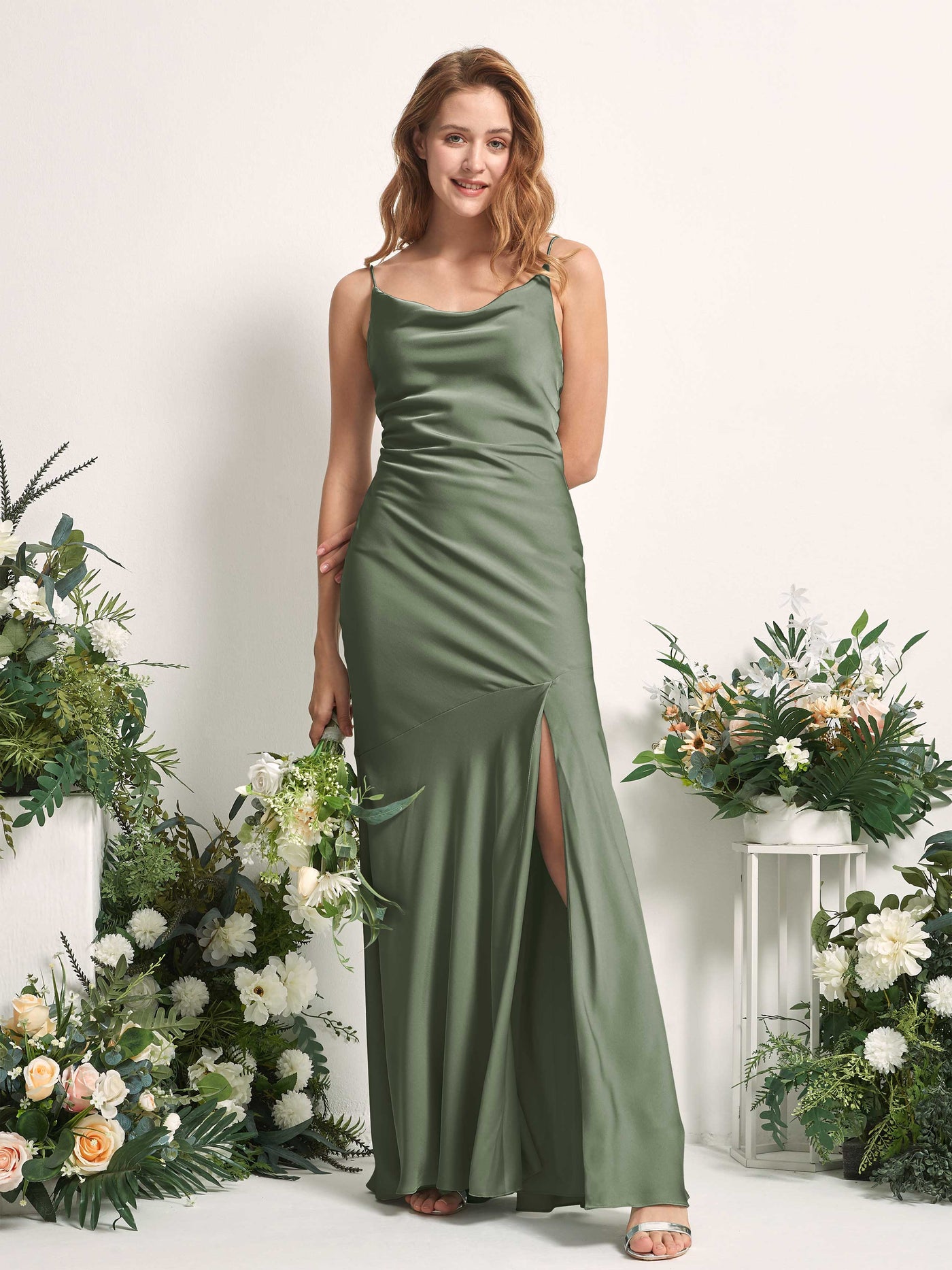 Carlyna Meerjungfrau-Linie wasserfall Bodenlang Beinschlitz Satin Brautjungfernkleider Olivgrün #farbe_olivgr-n