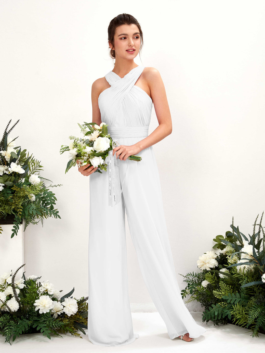 Carlyna Overall Wickelausschnitt Bodenlang Chiffon gerafft Brautjungfernkleider Weiß 