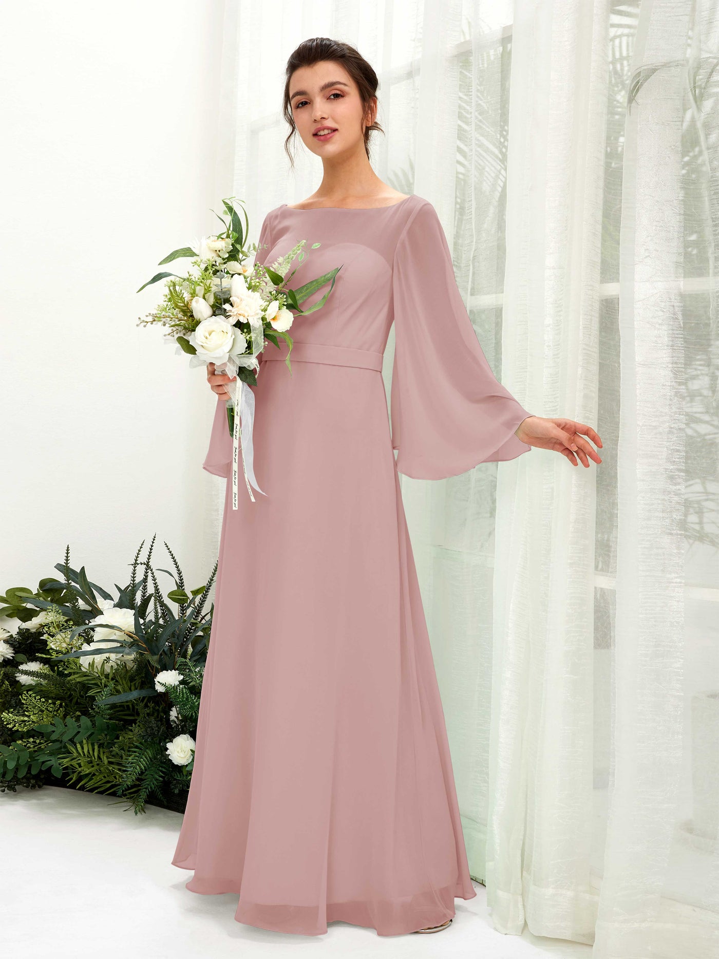 Carlyna U-Boot-Ausschnitt Bodenlanges A-Linien-Kleid Langarm Brautjungfernkleider Staubige Rose #farbe_staubige-rose